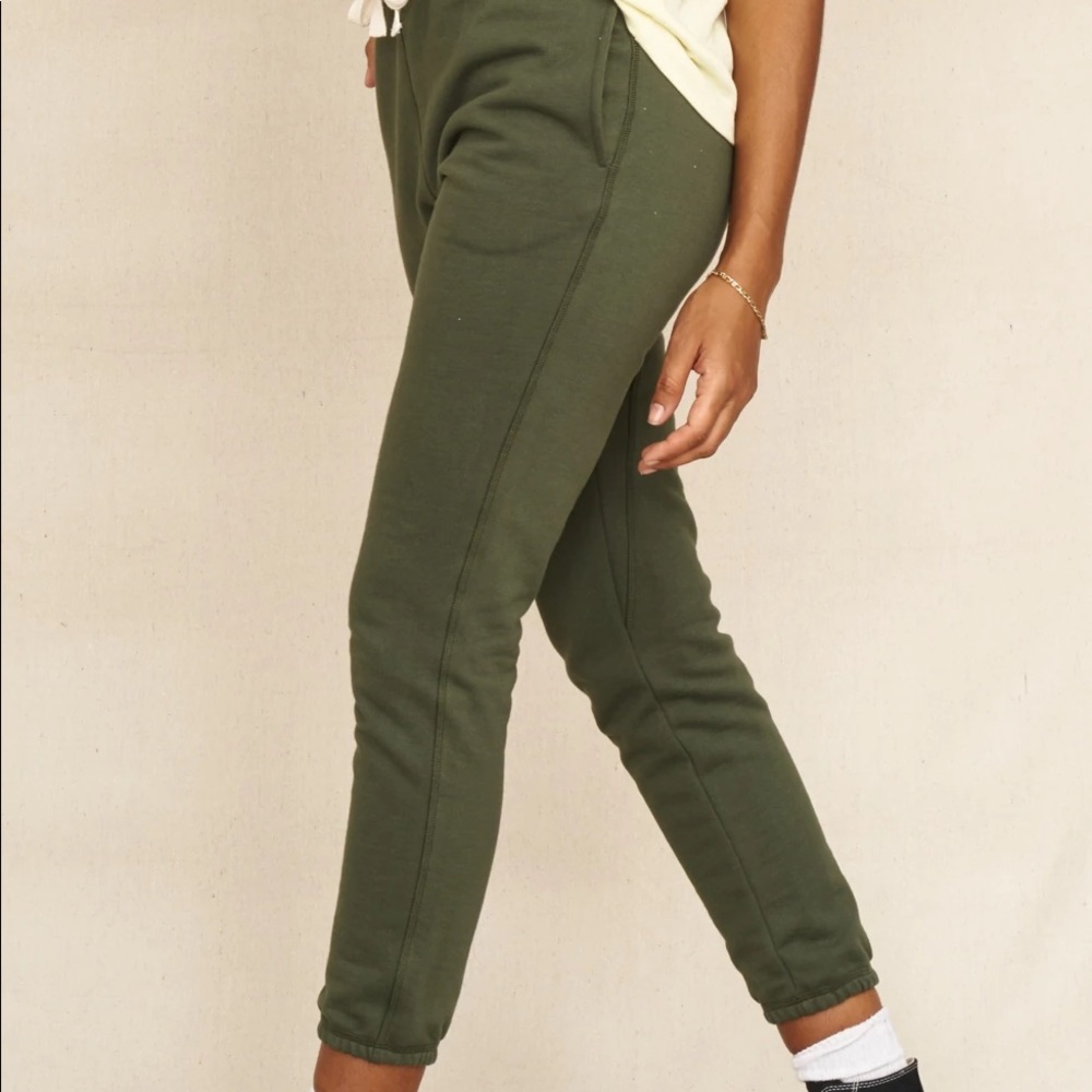 ForDays Cool Days Jogger in Green